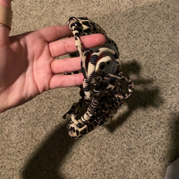 Bikini - Picture 4 of 8